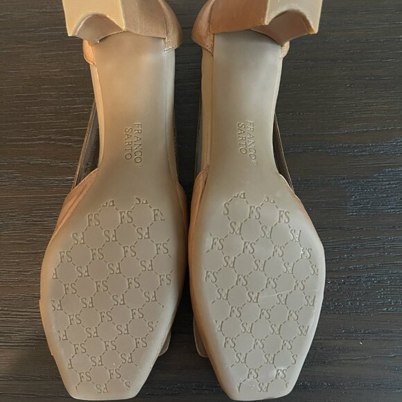 Franco Sarto Women’s Leather Pumps with Square Toe and Oversized Buckle – Size 9 - Picture 4 of 9